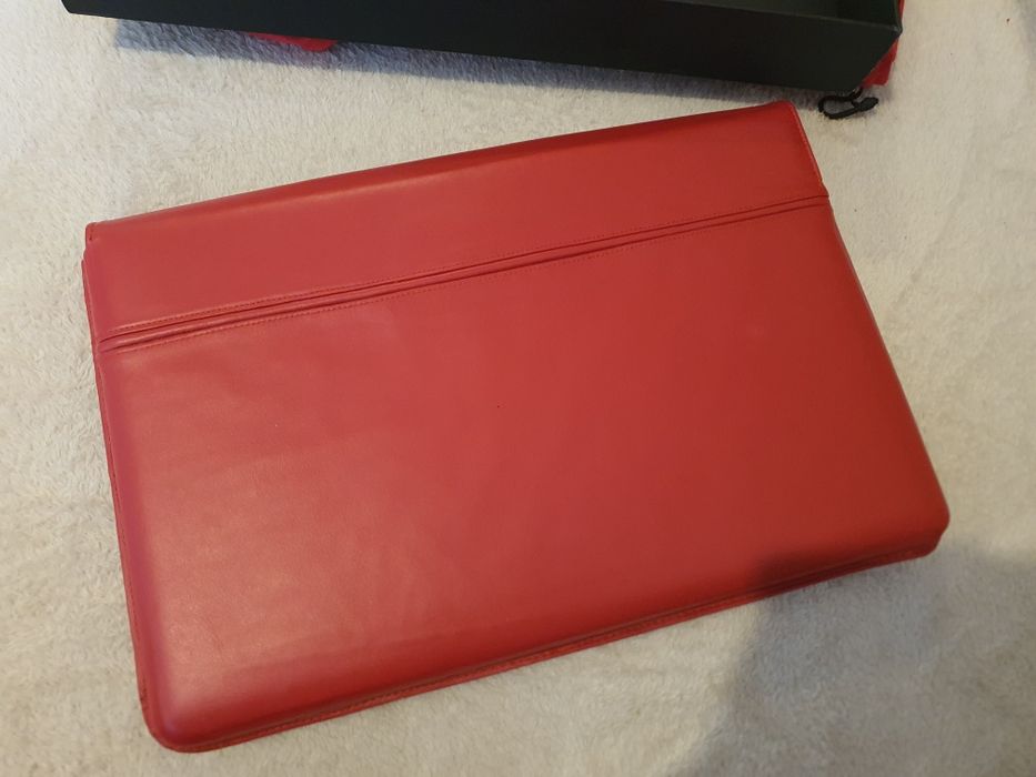 Husa protecție laptop (achiziționată cu un laptopApple)