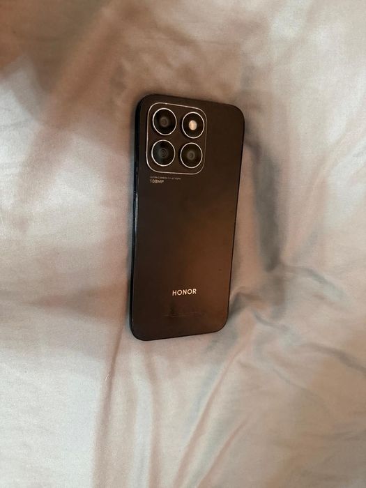 Продам телефон Honor X8B
