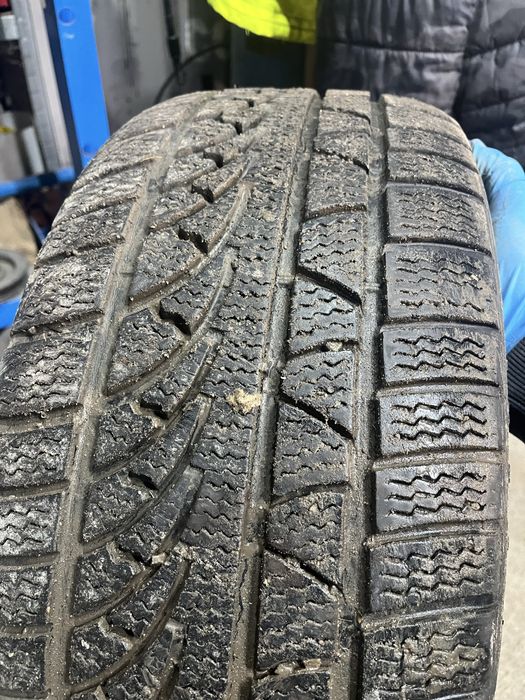 Зимни гуми 245/45/17