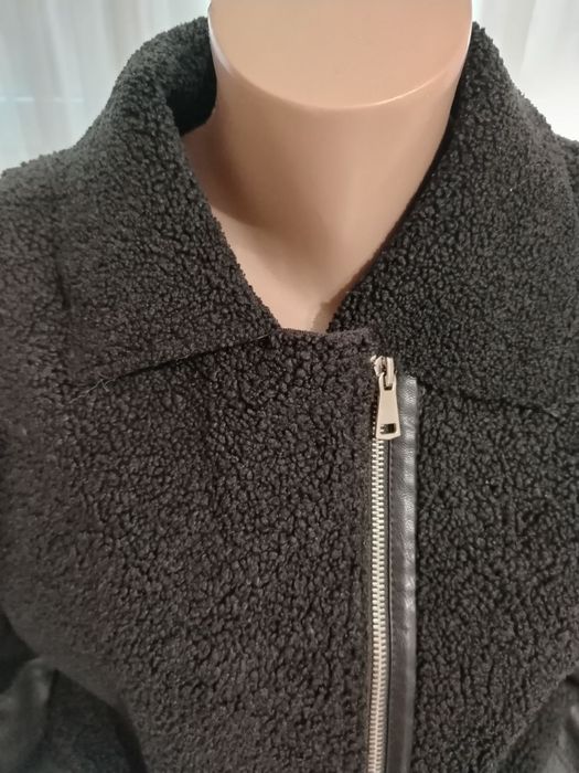 Дамско черно палто