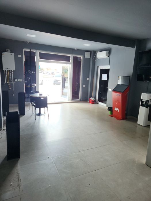 VAND Spatiu Comercial Mamaia Nord Alezzi, Prima linie la Mare