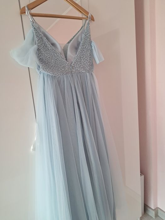 Красива бална  рокля