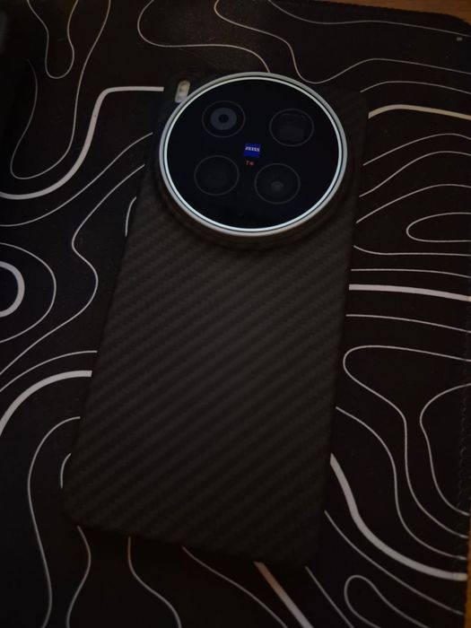Продам VIVO X300 ULTRA 16/512gb