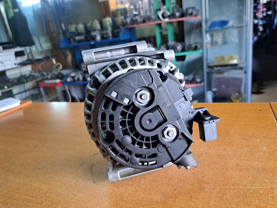 Alternator Mercedes E200 E280 E320 CDi