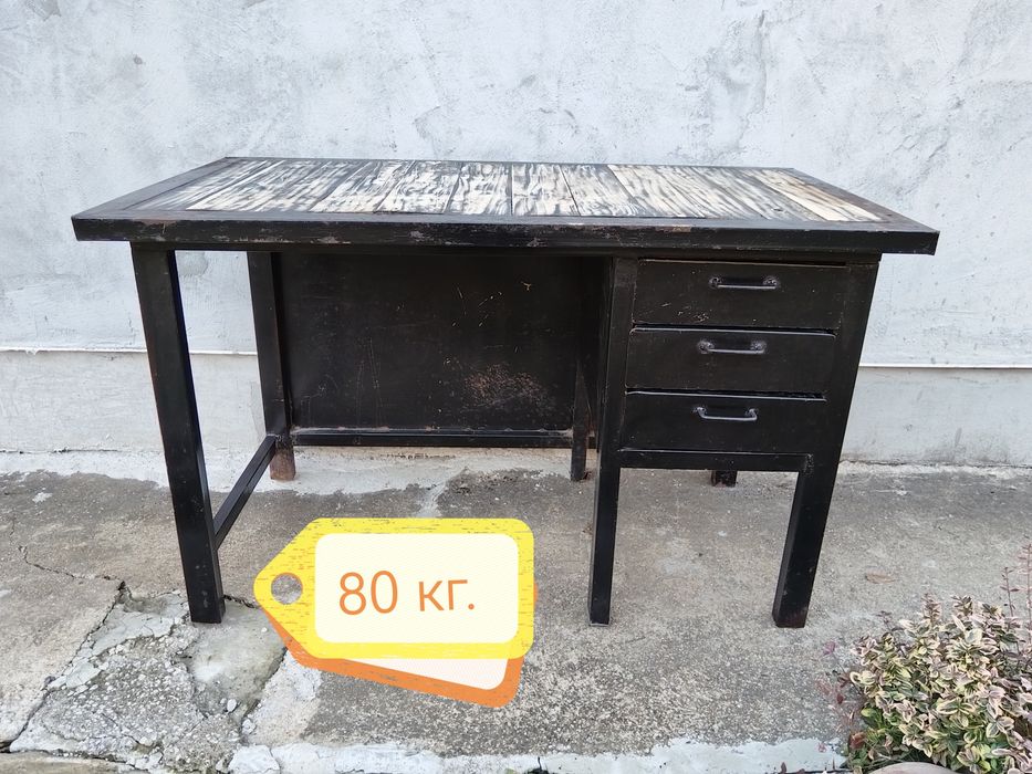 Стара Метална Масивна Работна Маса / 80кг.