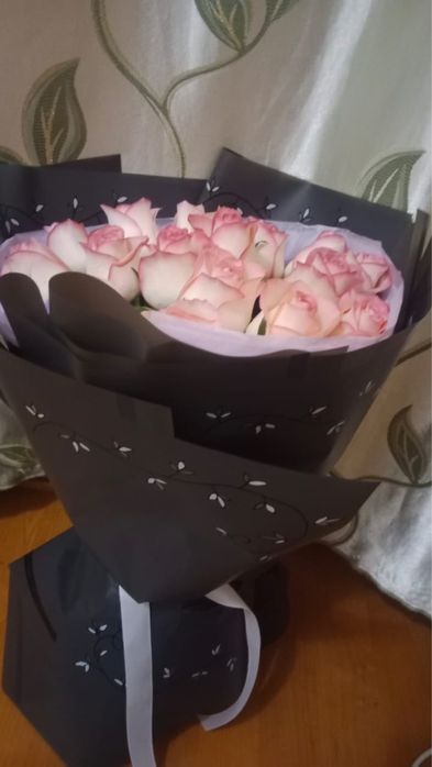 Бүгін келген гүл 21штук