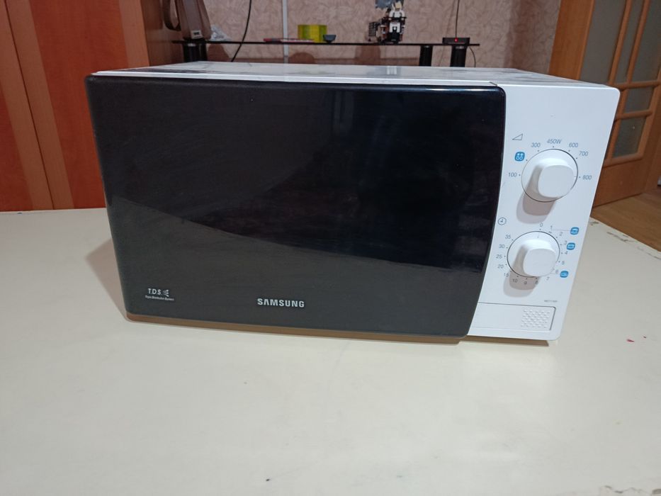 микроволновка  SAMSUNG