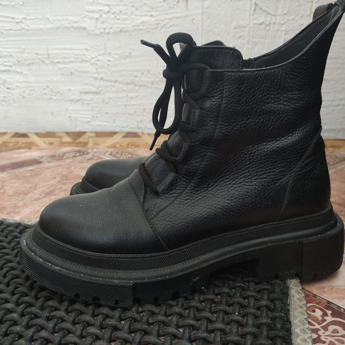 Обувь женская кожанный