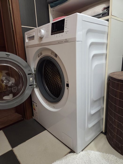Mașină de spălat Arctic APL81221XLW3, Clasa A, 8 kg, ca nouă