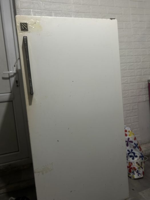 Срочно продам холодильник