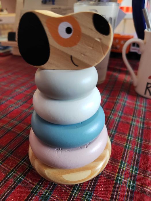 Дървени рингове и фигурки