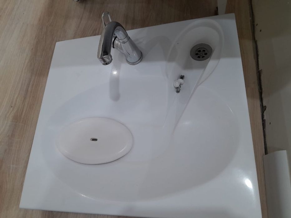 Продаеться раковина