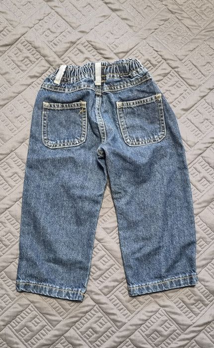 Продам детские джинсы