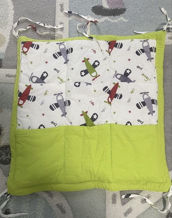 Органайзер за бебешко легло