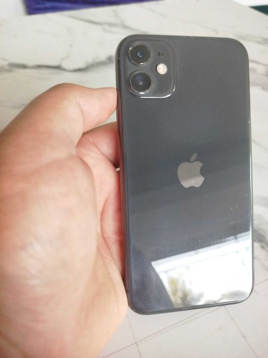 iphone 11 xotira 128gb 83%batareya