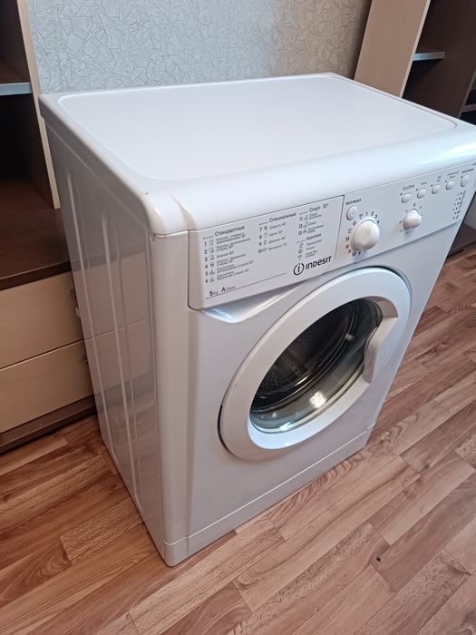 Стиральная машина автомат