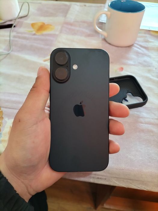 iPhone 16 ///////