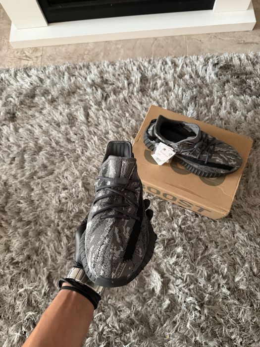 Yeezy Boost 350 V2 MX Dark Salt