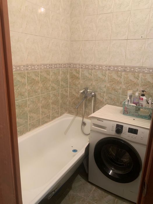 Продам квартиру .