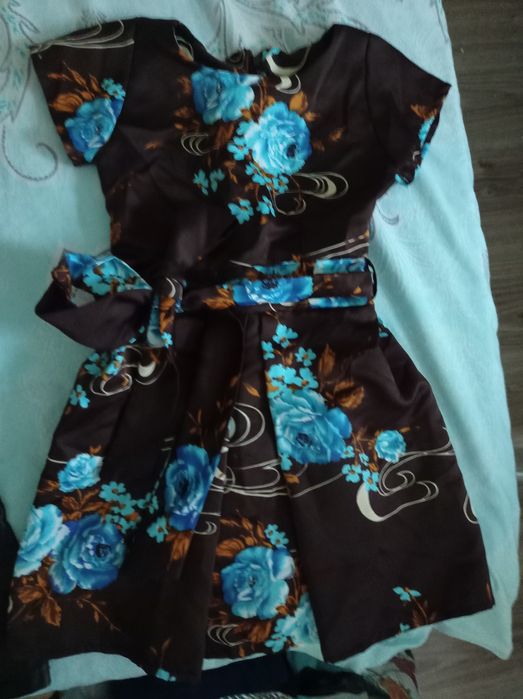 Детски рокли в добро състояние!