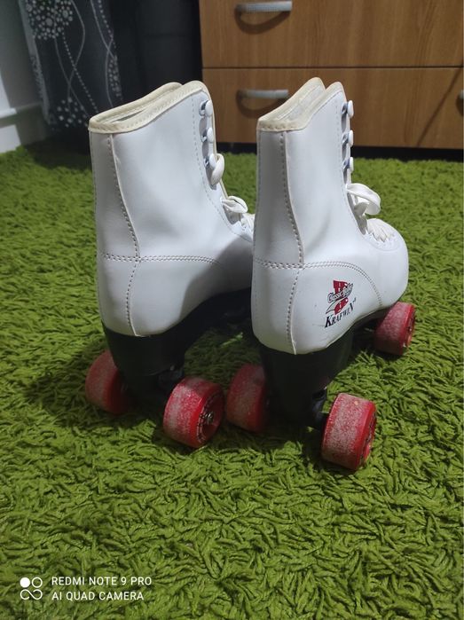 Patine cu rotile marimea 38