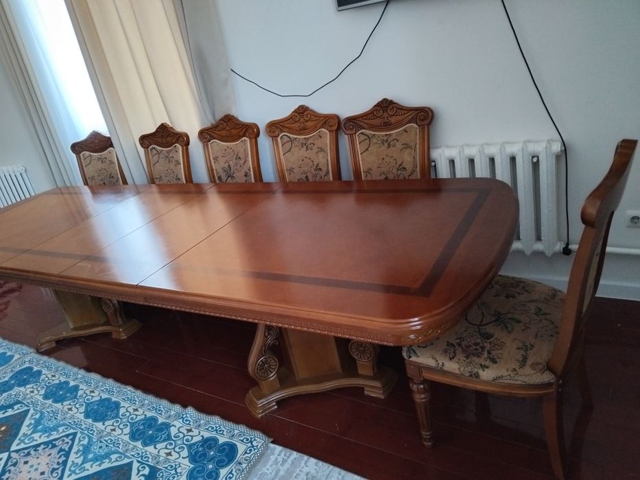 Стол и стул 12 двенадцать шт