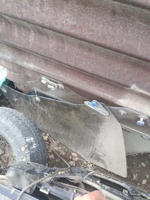 продам запчасти Субару б3