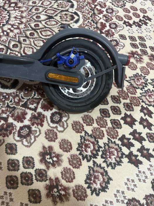 Електросамокат для быстррого передвижения