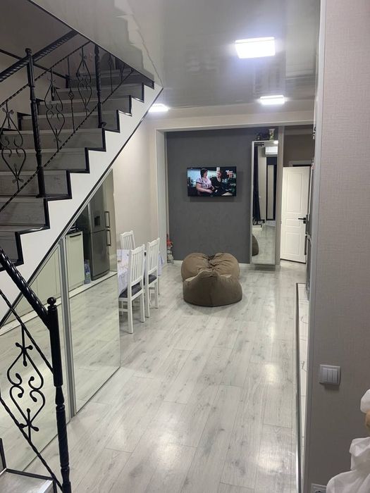 Продаётся  3х ком. домик .Мирабадский район