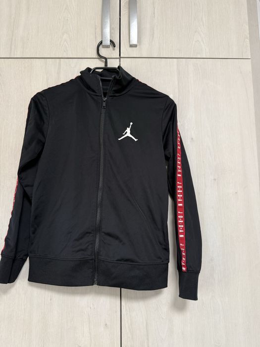 Детски дрехи Nike Jordan -М размер