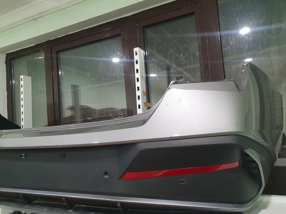 Хундай Елантра задний бампер бу оригинал в отличном состоянии  2024