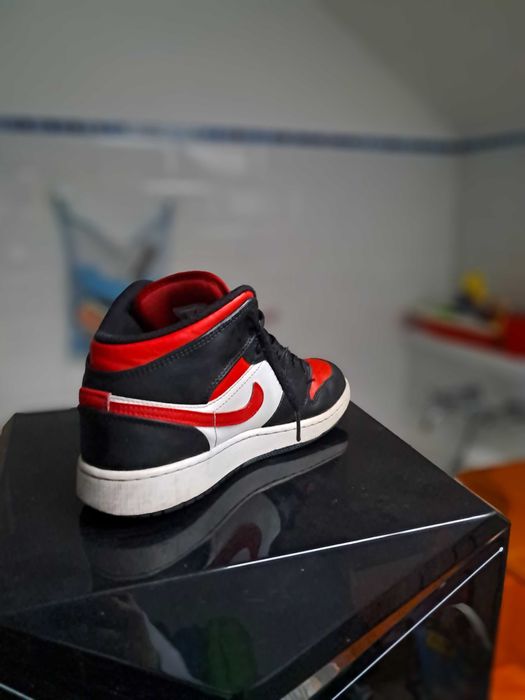 Nike jordans 1 red marimea 37.5