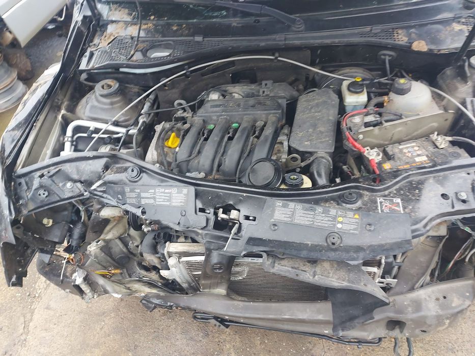 Dezmembram Dacia Duster, 1.6 benzina, 4x4, an 2012