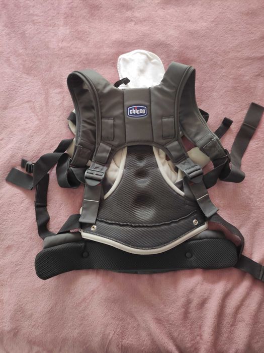 Ергономична раница за бебе CHICCO