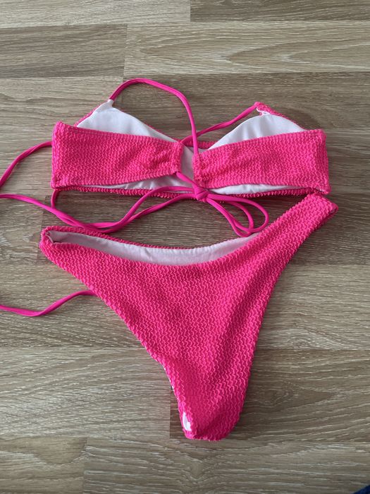 Дамски бански костюм