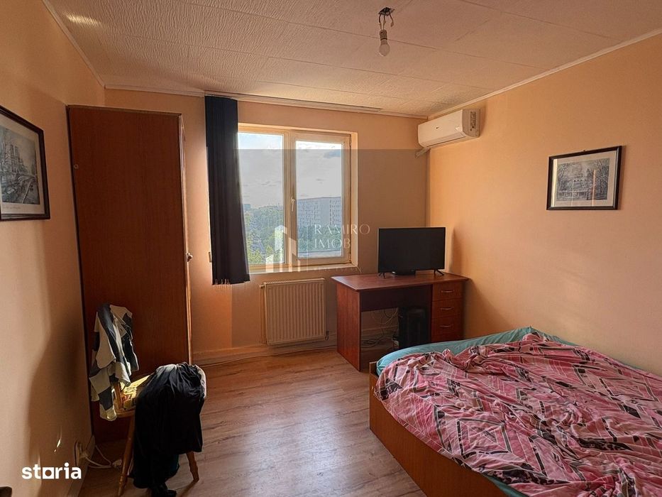 Apartament 3 camere decomandat -10 minute de metrou Aparatorii Patriei