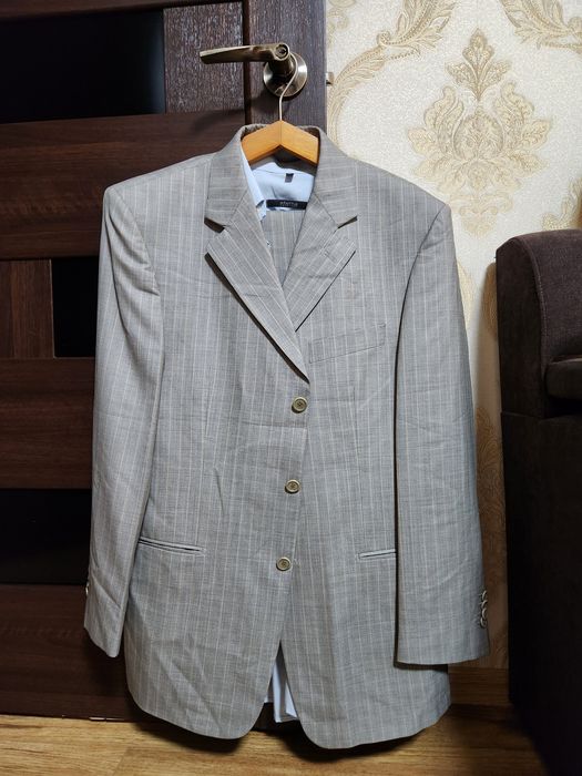 Итальянский костюм б/у