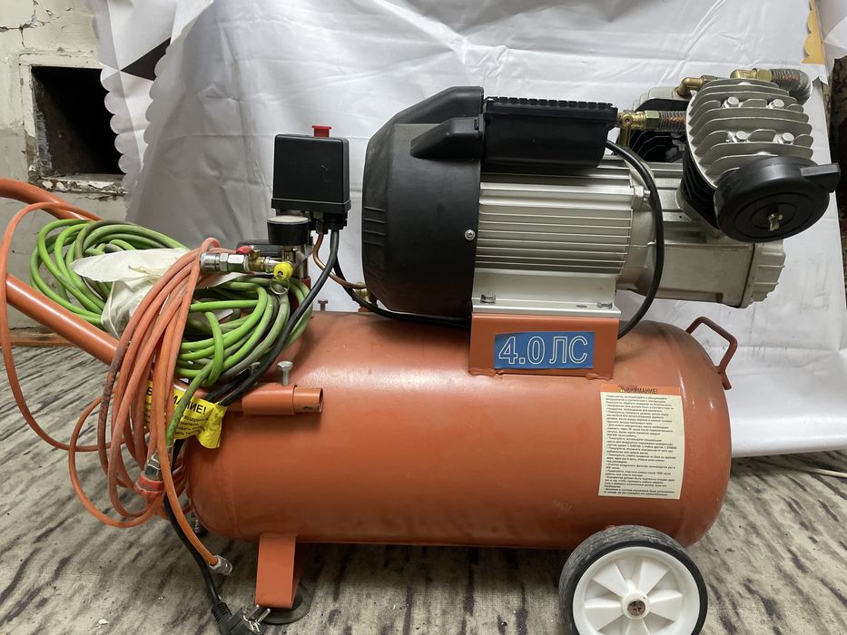 Воздушный компресор