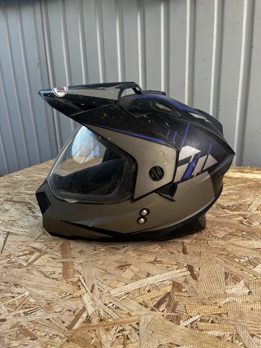 Продам эндуро шлем