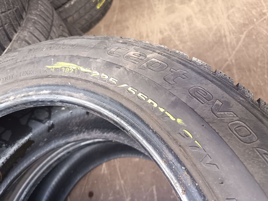 Anvelope MS iarna 225 55 17 hankook runflat 2021 6mm