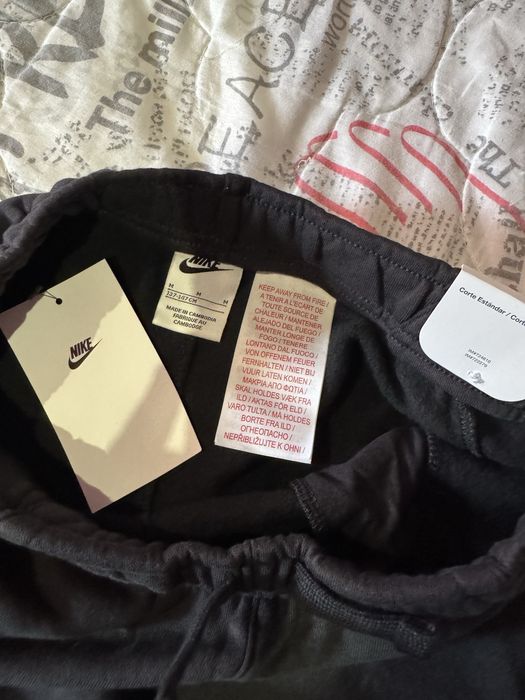 Долнище Nike-137/147см-М размер-НОВО!