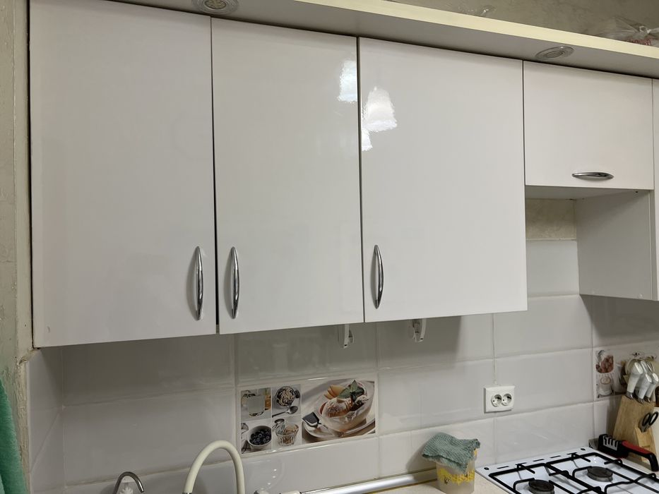 Кухонный гарнитур продам