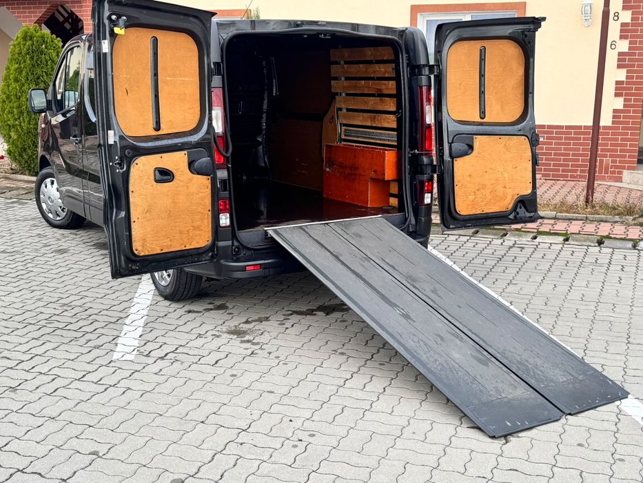 Opel Vivaro 2015