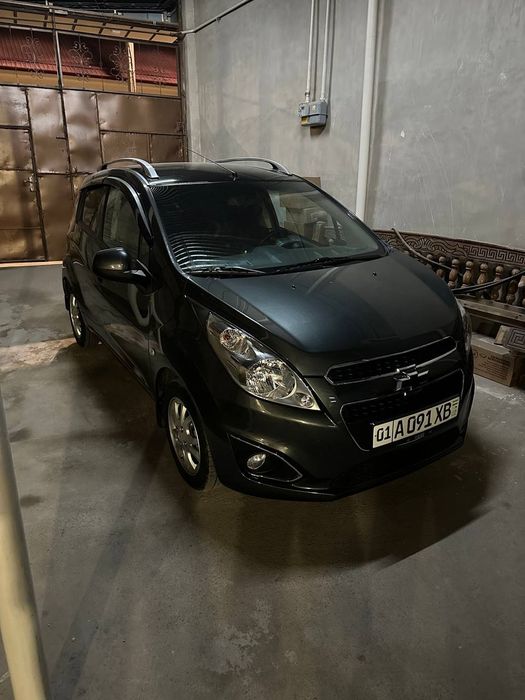 spark style tomi qora