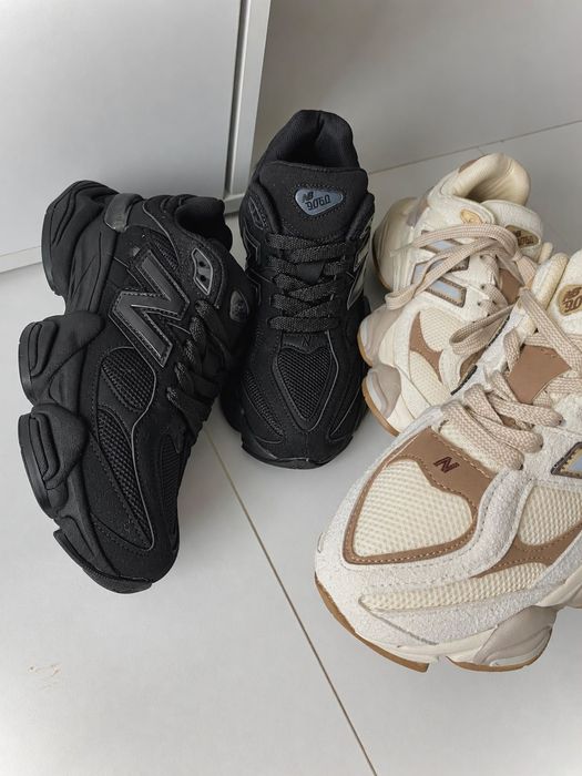Дамски маратонки New balance 9060, естествен велур.Видове