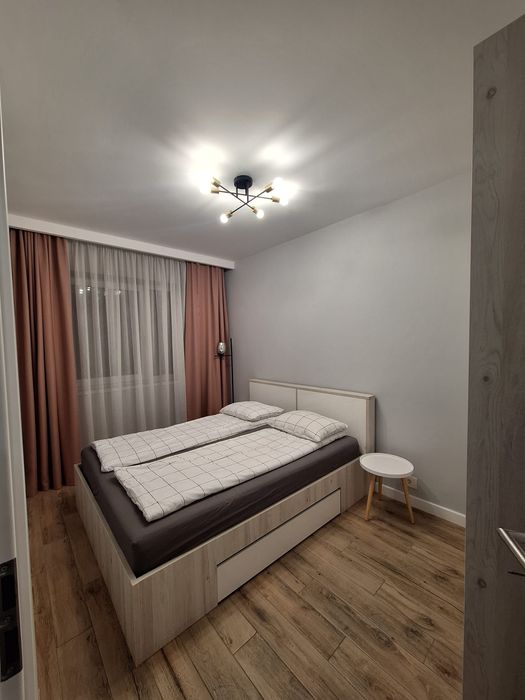 Închiriez apartament cu 2 camere în Prima Onestilor