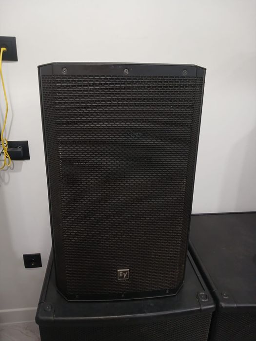 EV ZLX 15 / Музыкальные колонки