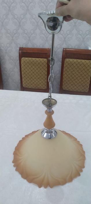 Продаётся люстра