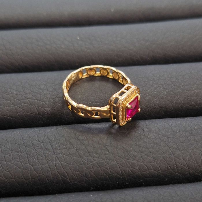Inel Aur 18K - 4.42 grame / 2600 lei ( B34606.2 / Ag28 Doi Baieti )
