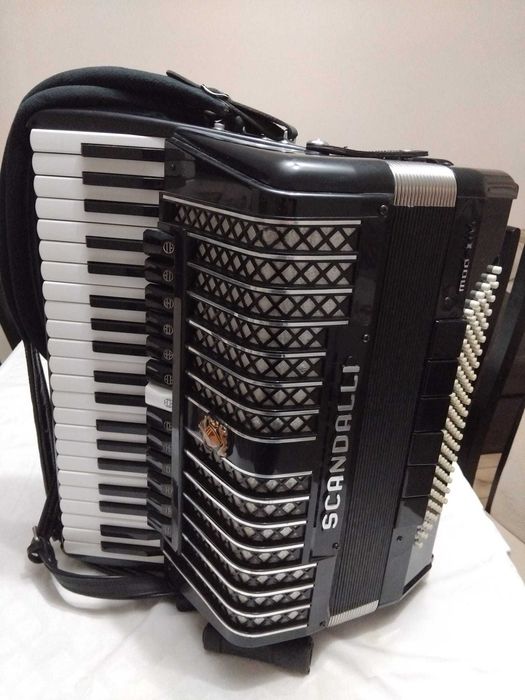 Acordeon Scandalli Polfonico
